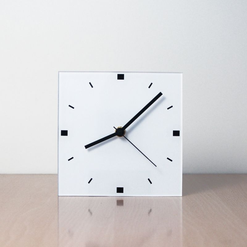rellotges moderns de sobretaula disseny FQNB
