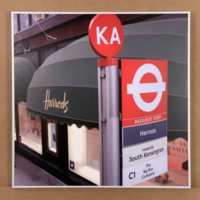 photo frame "Harrods bus stop" 70 x 70 cm.