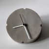 horloge de table moderne pour le salon- Conic