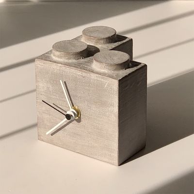 reloj de sobremesa de diseño para decorar el comedor - diseño building-2