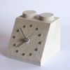 table clock building text 1-2